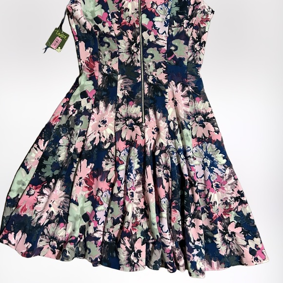 NWT Taylor PRETTY Pink & Navy Floral Scuba Dress SZ 8 - Picture 7 of 7